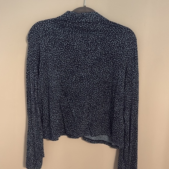 Anthropologie long sleeve button down women’s navy blue top size medium - Picture 4 of 6